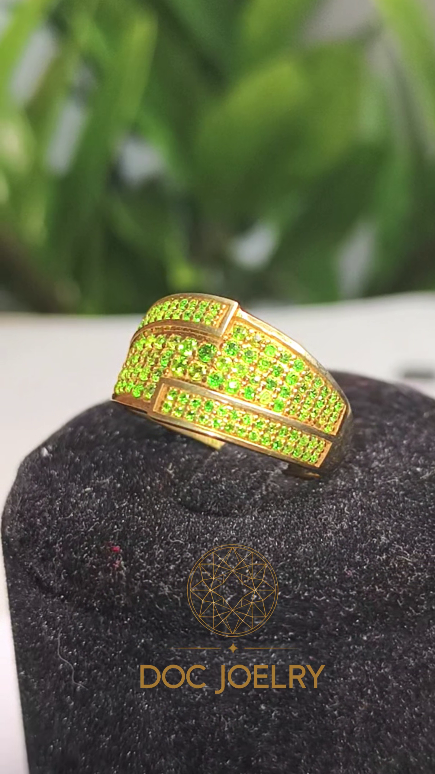 Aurora Diopside Eternity Ring 