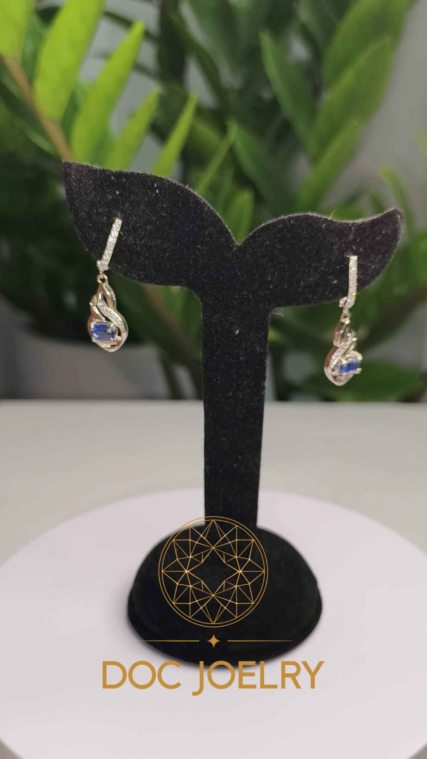 Midnight Ribbon Kyanite Earrings 